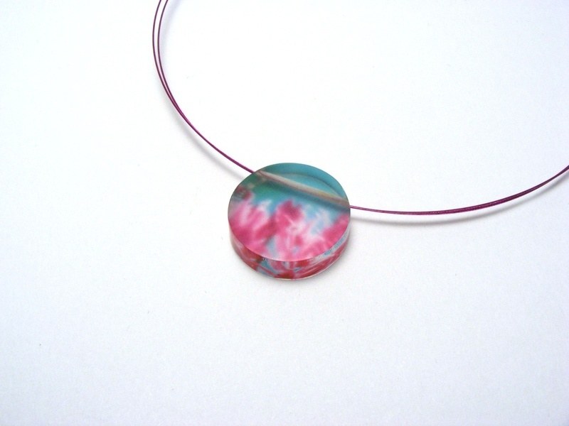 Alliums Green - Fushia Pink 6mm Small Circle Pdt on Col wire 1
